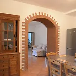 Villa Vicinus - 120 Mq - Parking - Garden