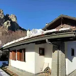 Splendido Alloggio Con Giardino Vista Monte Bianco