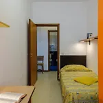 Cozy Apartment In Pescara With Kitchen