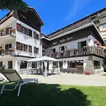 Hotel Villa Cary