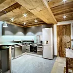 Chalet Komi In Breuil