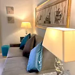 Charming Suite Napoli Vomero