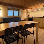Stilish Wooden Chalet Fully Renovated Near The Lifts