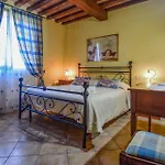 Lovely Apartment In Marina Di Grosseto With Jacuzzi