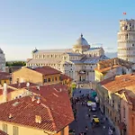 Visit Pisa Station & Go