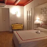 Elegante Suite Poerio