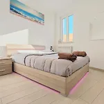 La Vie Est Belle