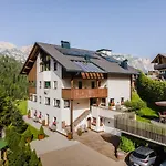 Apartment Ciasa Laoi