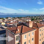 Desenzanoloft Official Partner Marriott Homes & Villas - Window Of Lake Family Apartment With Parking Spot