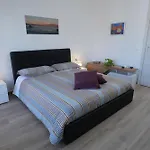 Panorama Vesuvius Affittacamere Guesthouse With Lift Near To Subway In Napoli Center