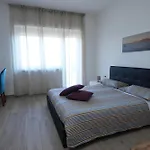 Panorama Vesuvius Affittacamere Guesthouse With Lift Near To Subway In Napoli Center