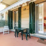 Vacanze Fronte Mare A Camaiore
