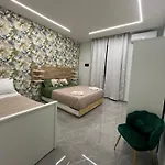 La Casa Di Salvatore Napoli Centro