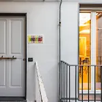 Pop House In The Heart Of Sanita By Wonderful Italy