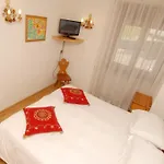 Hotel Panda Cortina- Ricarica Auto Elettriche