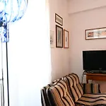 Sirolo, Trilocale In Piazza Con Vista Mare - S035