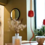 Scarlet'S Suite Como Lake