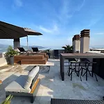 Deluxe Skylounge Design Apartment 360 Grad Lake View