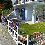 Villa Carlotta Rossa - Holiday Home With Garden And Pool