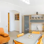 3 Bedroom Beautiful Home In Belvedere Marittimo
