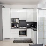 Fiumicino Business&Vacation Apt Wifi