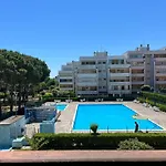 Complesso Mosaico Con Piscina Aperta Giugno Luglio Agosto Appartamenti Sono Arredati Vedi Foto Per Il Check In Agenzia Viale Francesco Petrarca 391 Lido Adriano Ra