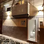 House Luxury Toto