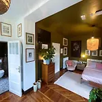 Villa Lou