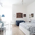 Petite Maison