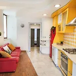 Villa Antolina Apartments - Yellow Suite