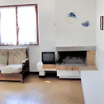 Charming House In Lacona + Garden