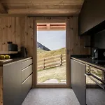 Stay Cooper I Diamantidi Lodge - Modern Mountain Chalet In The Dolomites