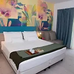 Hotel President