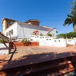 Un Paradiso A Sorrento Con Piscina