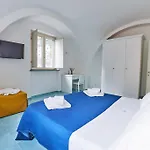 Seashell Apartment