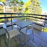Top Lacus-By Goccia Di Lago