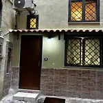 Perry'S Home Napoli - Centro Storico