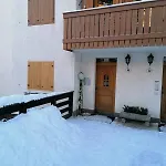 Appartamento Ai Piedi Delle Dolomiti