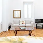 Apt Downtown With Terrace And Garage