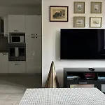 The Lighthouse - Central Apartment Aosta
