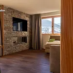 Chalet 1816 By Livigno Accomodation