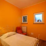Amazing Apartment In Camaiore With Kitchen