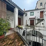 Boogie Apartment
