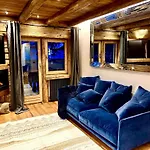 Luxury Central Apartment Cortina D'Ampezzo