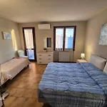 Eve House Gardalake
