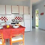 Appartement In Centola Mit Grill, Pool Und Garten