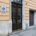 Tra Mare E Citta, Suite Neruda A Trieste
