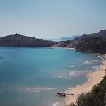 Oltre Il Mare Guest House