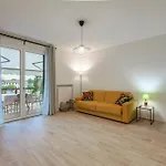 Casa Attilia - Con Terrazza Wifi E Aria Condizionata