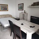 Elegant Apartment With Sea View In Porto Santo Stefano 89 M²